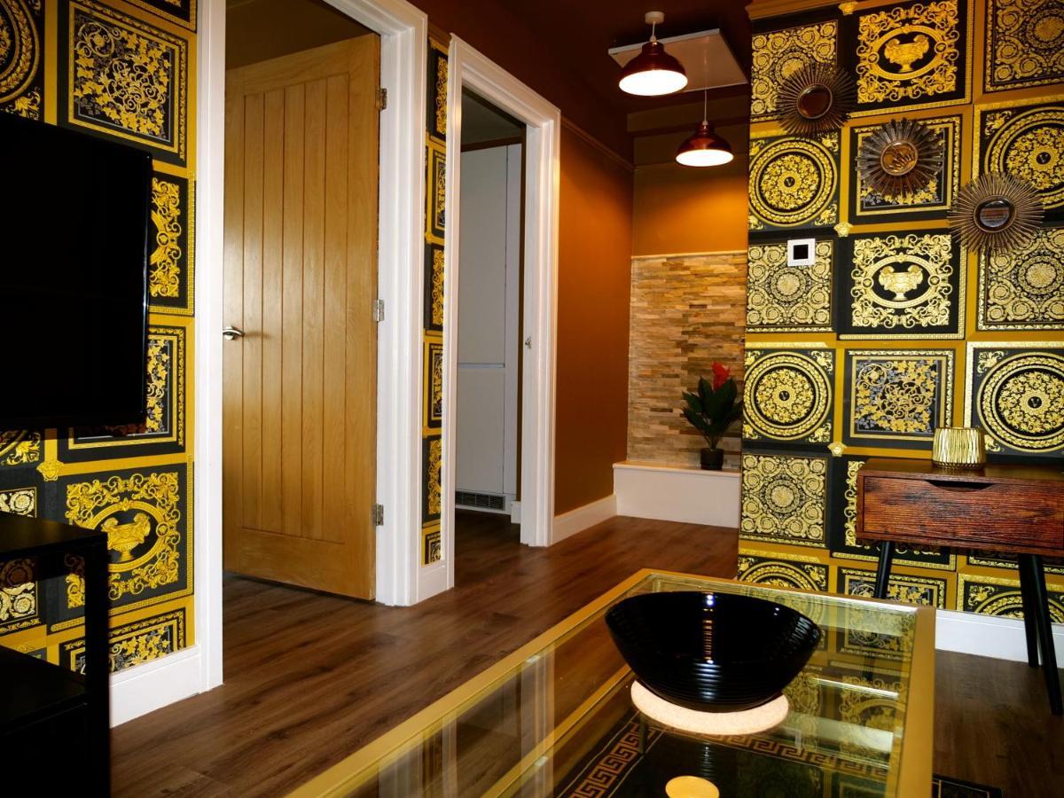 Ultra Deluxe Versace Apartment Near Sheffield Full Sky Tv ロザーハム エクステリア 写真
