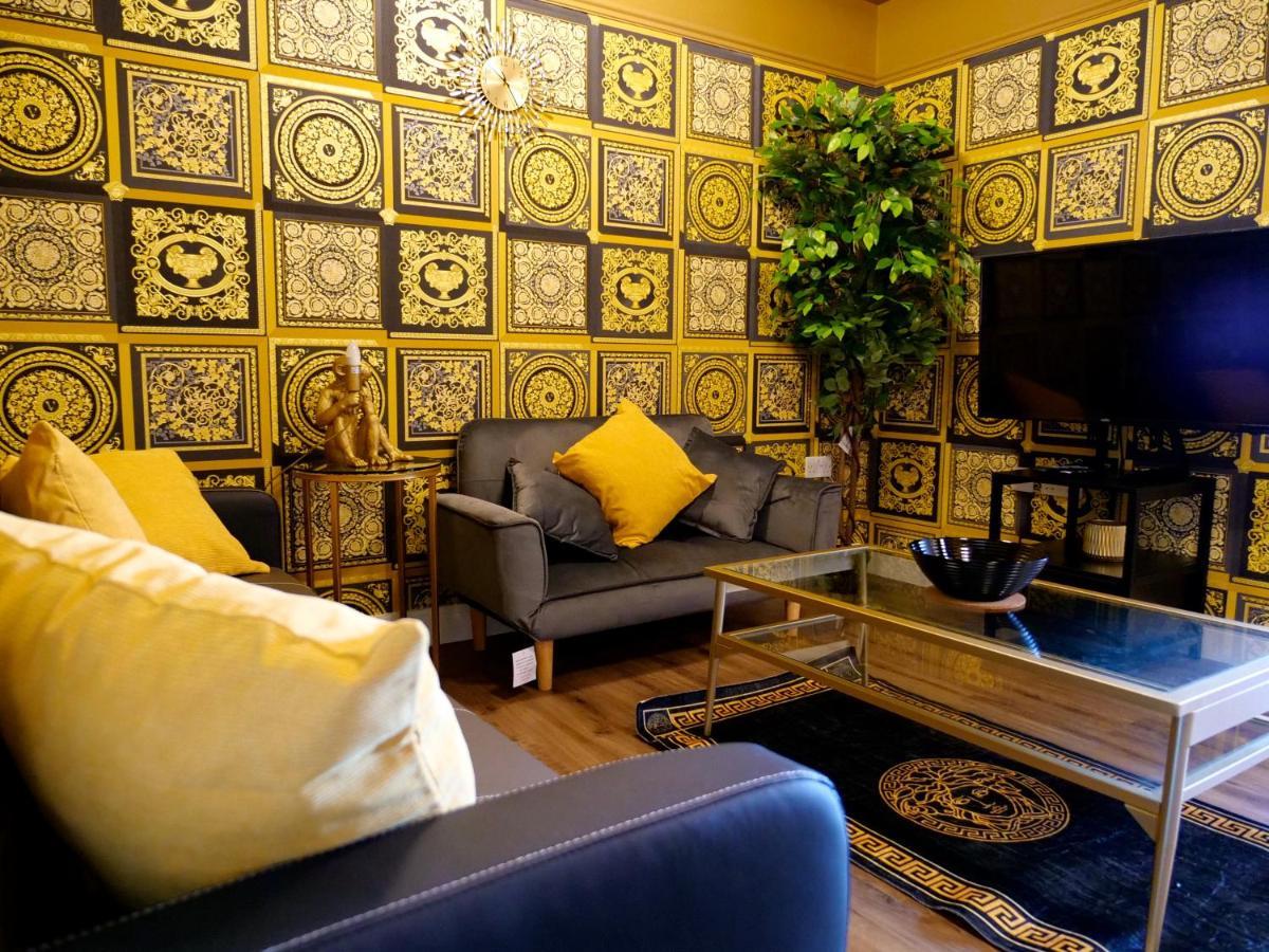 Ultra Deluxe Versace Apartment Near Sheffield Full Sky Tv ロザーハム エクステリア 写真